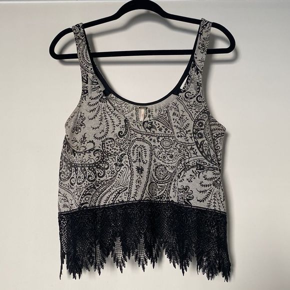 Free People Tops - FREE PEOPLE Cropped Paisley and Lace Tank Top - Gray/Black S